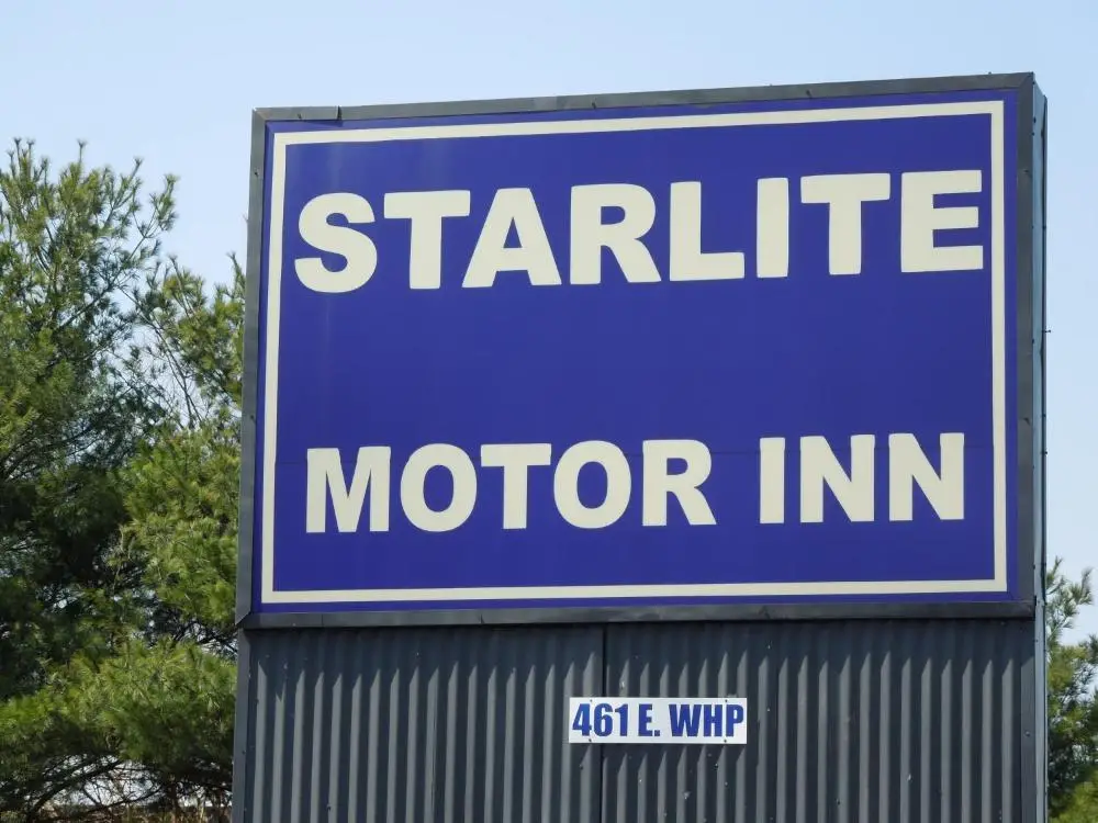 Starlite Motor Inn 5